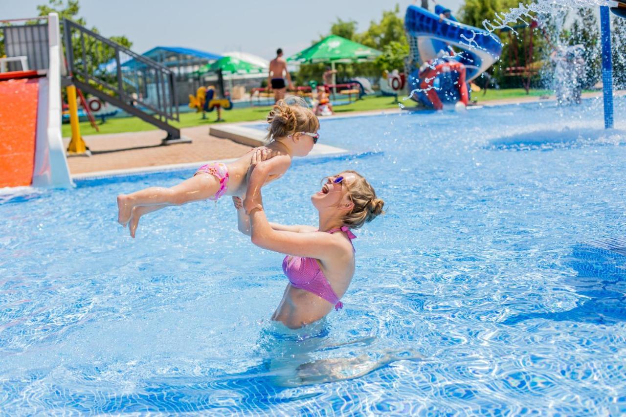 Sportium Otel Özi Dış mekan fotoğraf